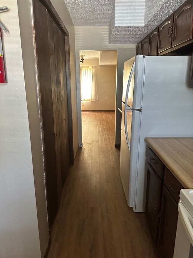 Photo - 119 Plains St