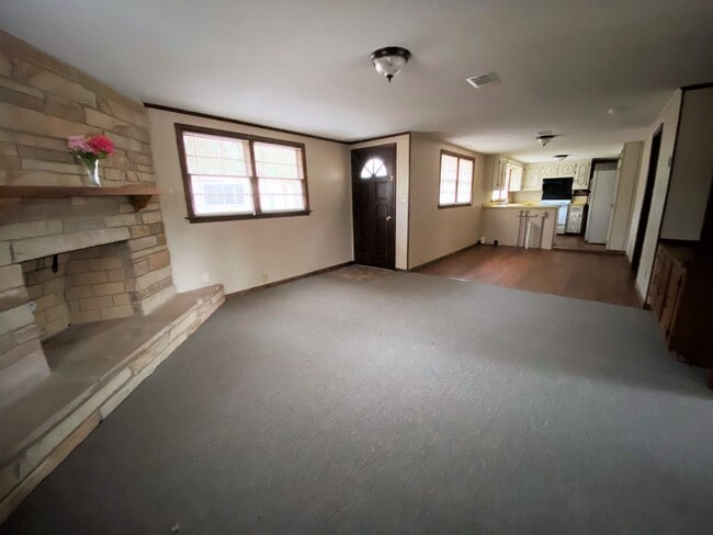 Photo - 111 Waldrop Rd