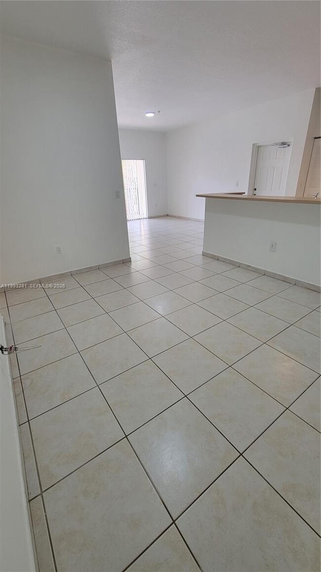 Photo - 7330 NW 114th Ave Unit 203-5