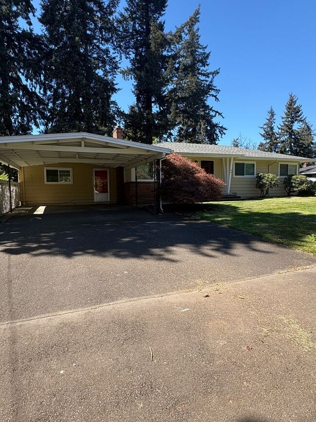 Photo - 3 bedrooms, 2 Baths Ranch Home with Large, Fenced Yard in the River Crest Neighborhood!