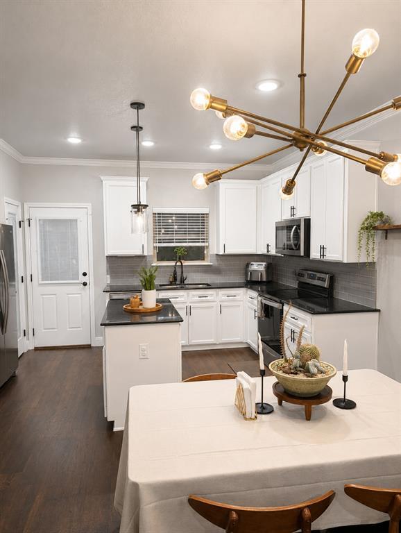 Photo - 1614 Black Kettle Trl