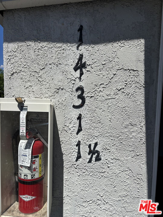 14311 1/2 Magnolia Blvd