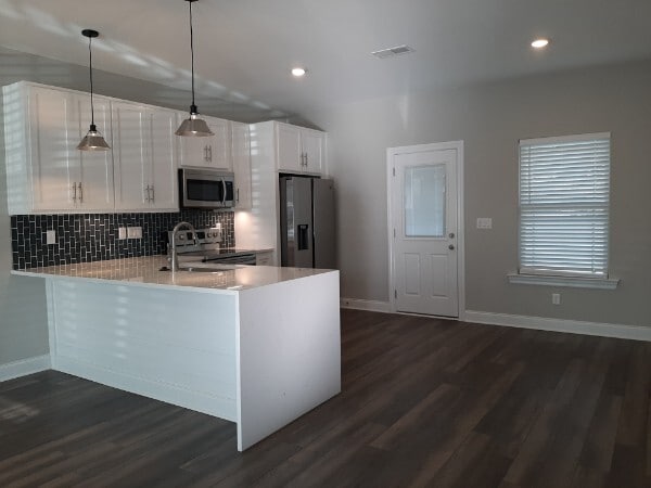Photo - 555 Gresham Ln (Murfreesboro, TN)