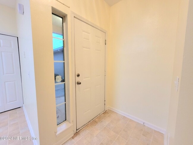 Photo - 915 Scrub Jay Dr