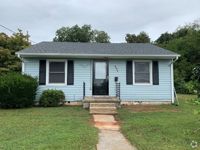 Building Photo - One Level House in Altavista
