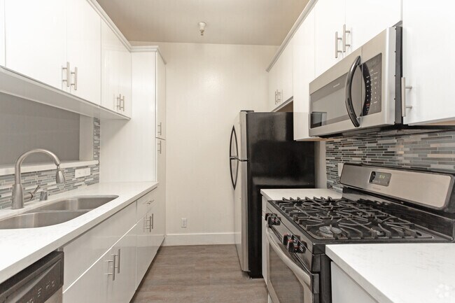 1HAB,1BA-Kitchen