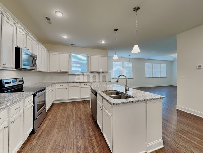 Photo - 203 Gregory Dr