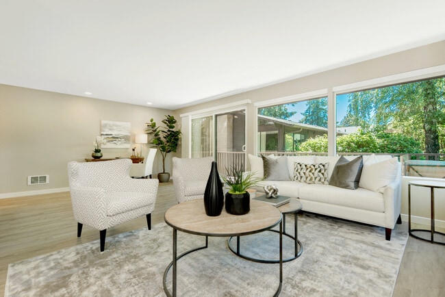 Photo - Park Plaza Apartments