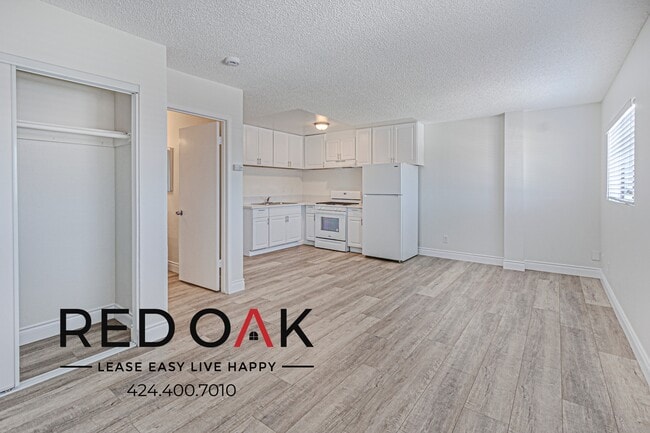 Building Photo - 706 McDonald Ave Unit 305 Rental