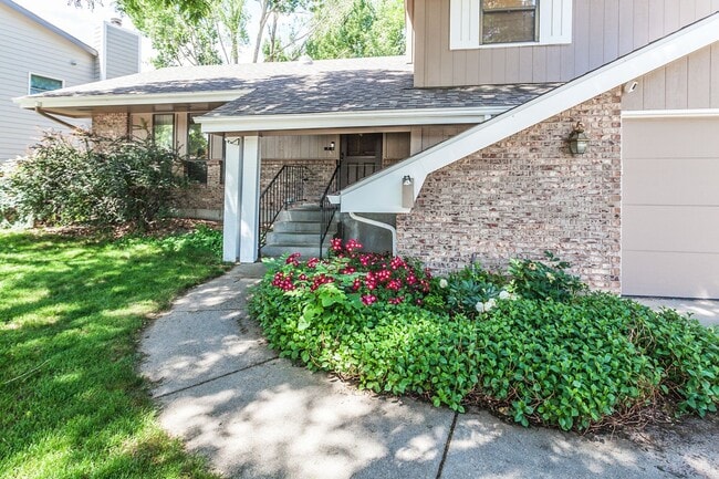 Photo - 3 Bedroom 2.5 Bath in Parkwood, Fort Collins