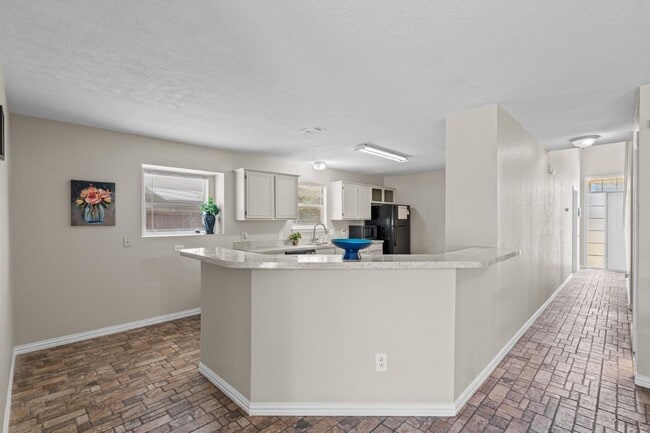 Photo - 8128 Heritage Pl Dr