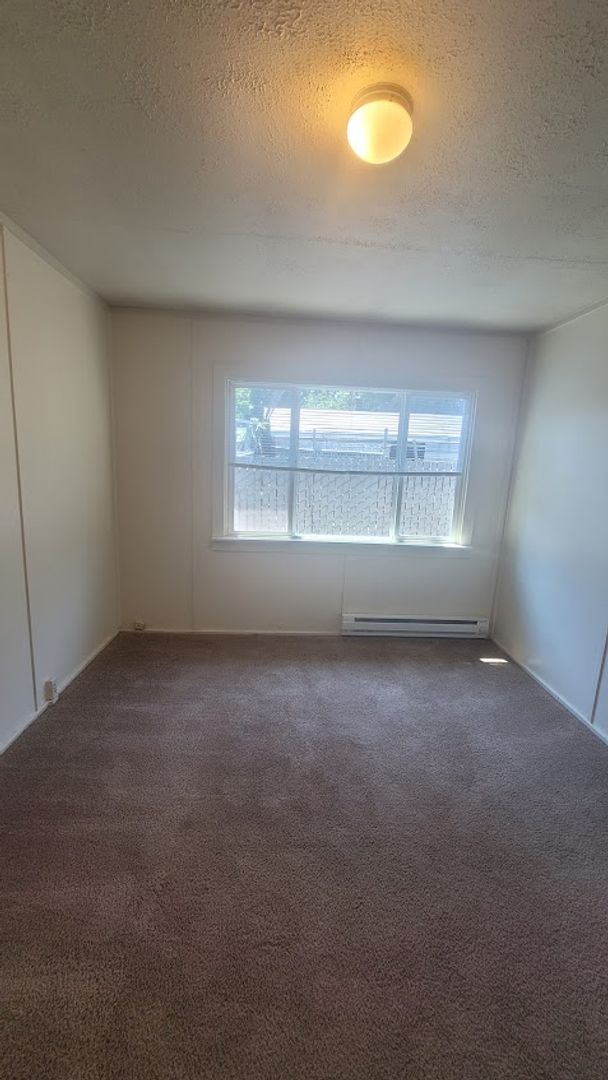 Photo - kirsh03 Unit B