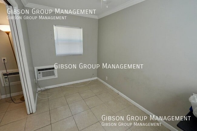 Photo - 528 SW 5th Ave Unit 3