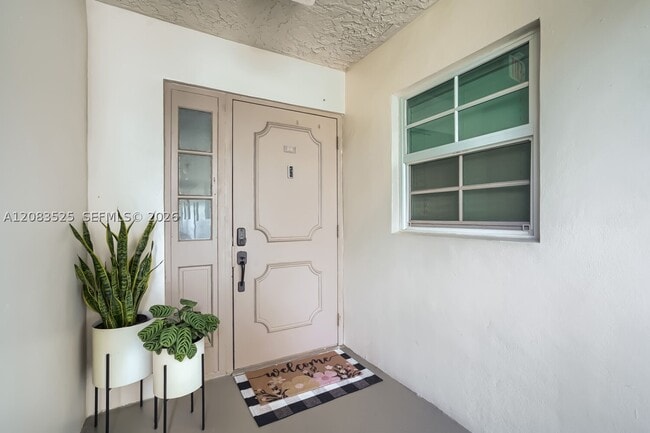 Building Photo - 9311 Orange Grove Dr Unit 316
