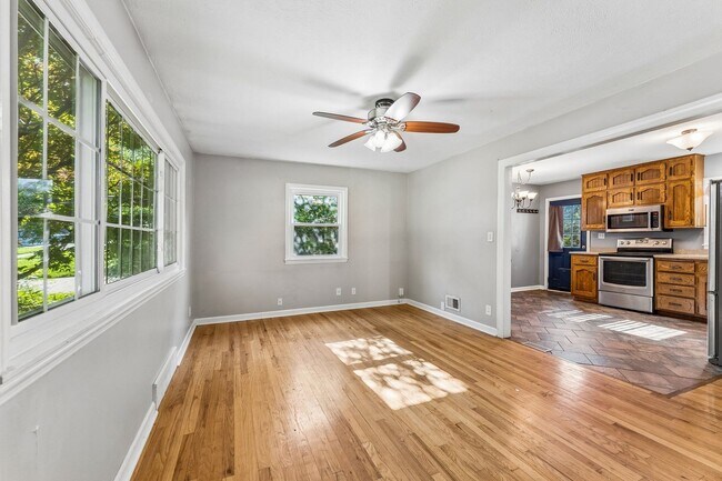 Photo - 4 Bedroom Home in Benson!