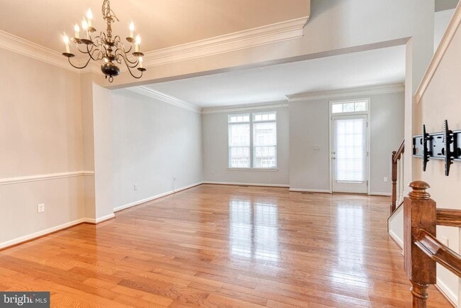 Photo - 9301 Paragon Way