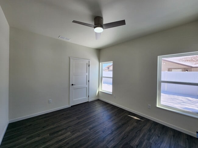 Photo - 812 7th St SW Unit B