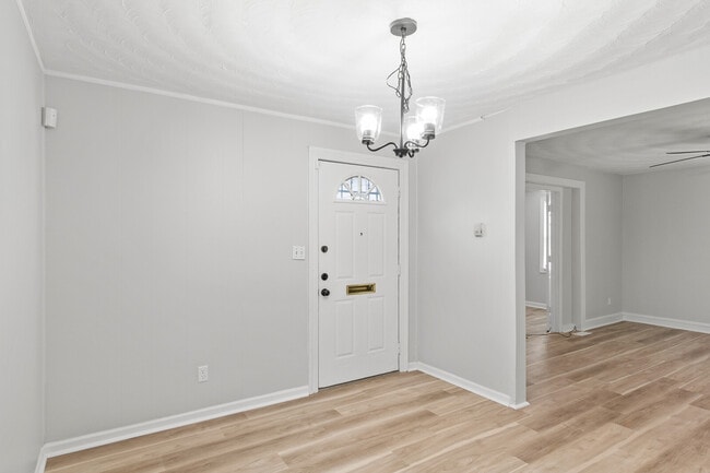 Photo - 2119 Chestnut Ave