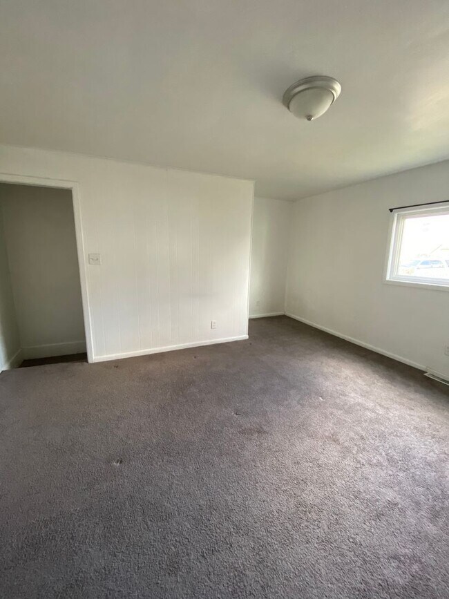 Photo - 740 Excelsior St