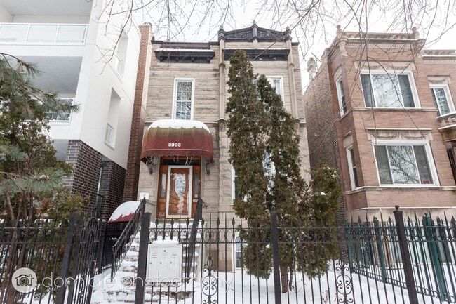 Building Photo - 2903 W Belden Ave Rental