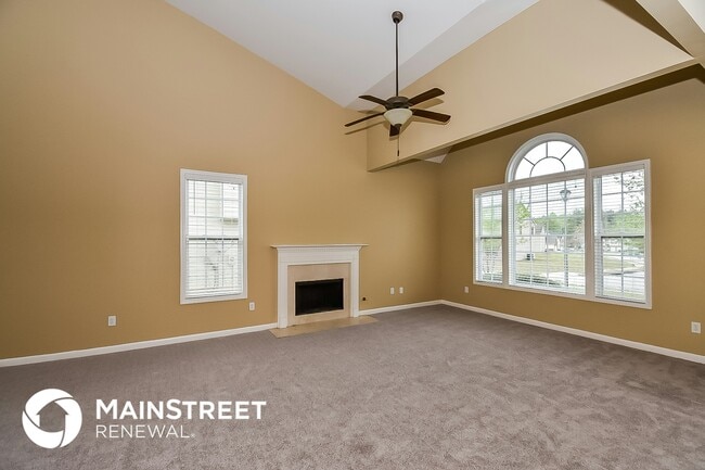 Photo - 3260 Franklin St