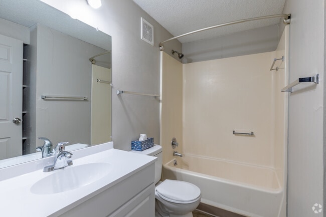 Bathroom - Laurel Bay