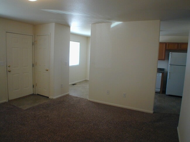 308 Snyder Ave Unidad A