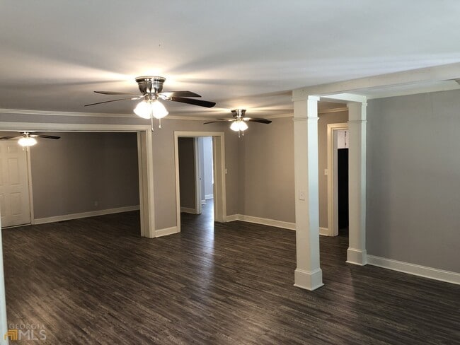 Photo - 7844 Burkhalter Rd