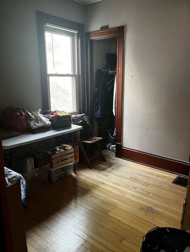 Photo - 1579 N Warren Ave Unit Lower