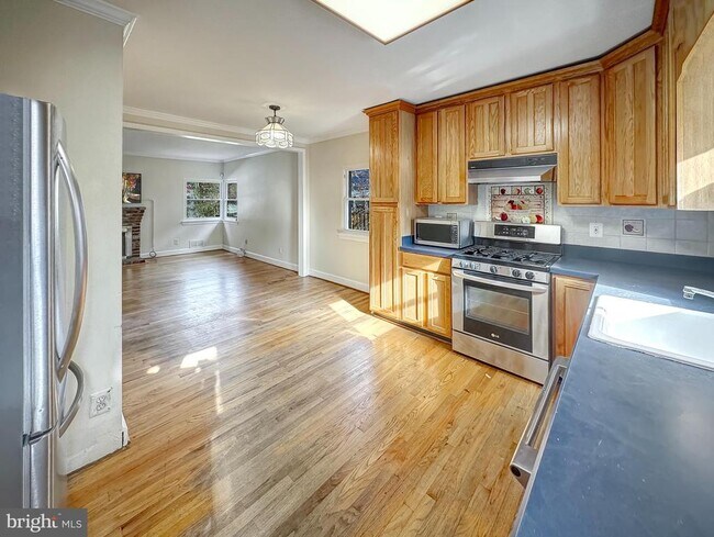 Photo - 607 Lincoln Ave