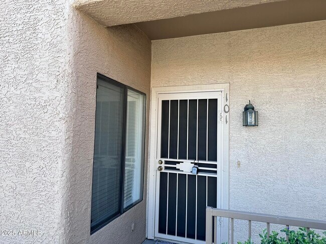 Photo - 13818 N Saguaro Blvd Apartamento Unidad 101