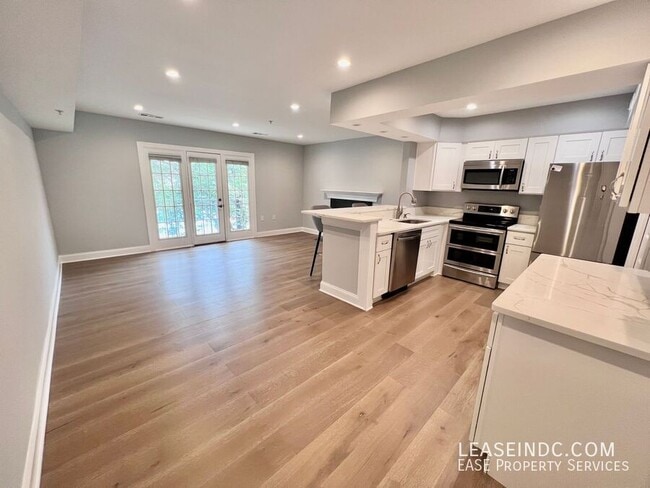 Photo - 3623 38th St NW Unit #202