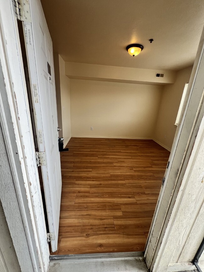 2bed1bath 0deposit program** - 2bed1bath 0deposit program** Unit 22 Apt 22