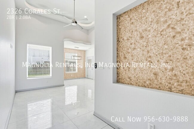 Photo - 2326 Corales St