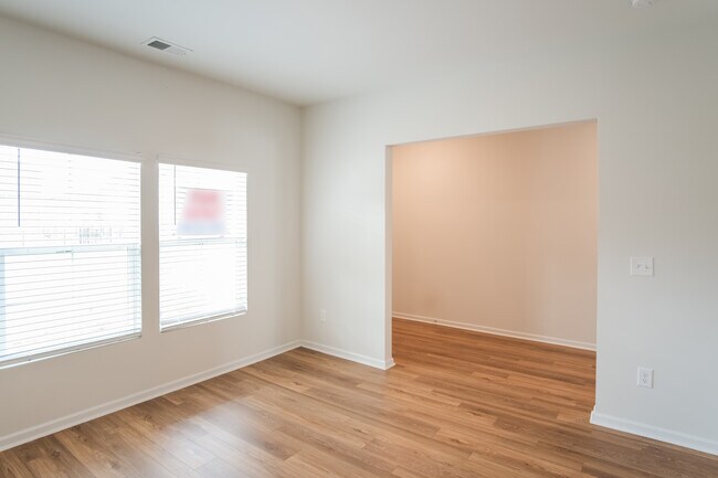 Photo - 375 Hidden Cove Dr