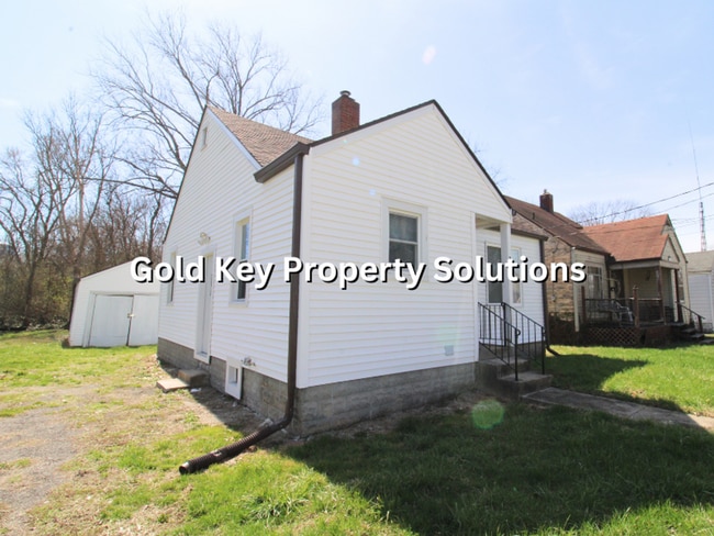 Photo - 2 BR 1 BA House with New Flooring and Paint (SECTION 8 APPROVED)