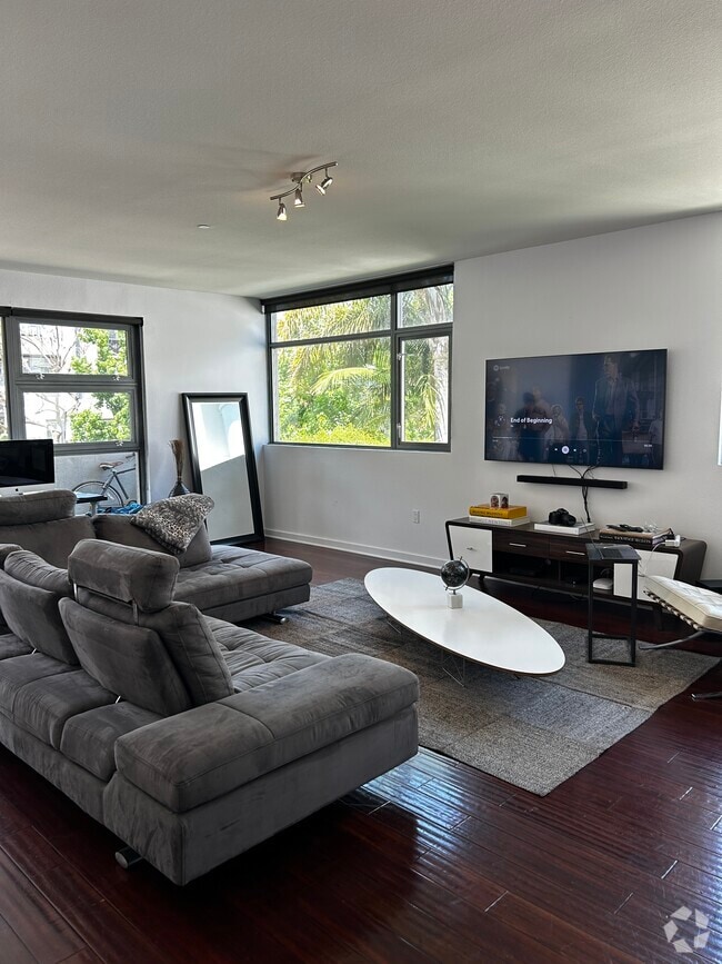 Building Photo - 13045 Pacific Promenade Unit 205 Rental