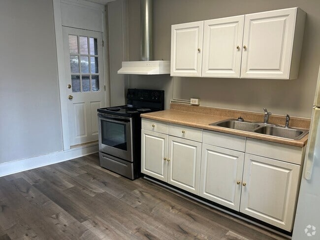 Building Photo - 416-418 Manor St. Unit 418 Manor St. Apt. 1