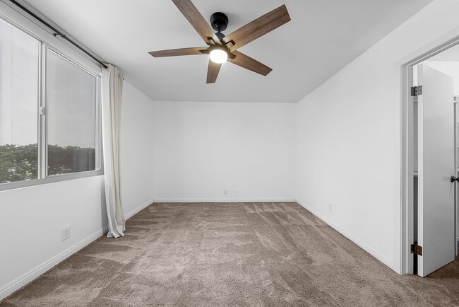 Photo - 4843 Collwood Blvd