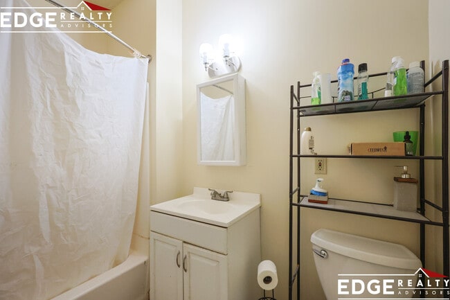 Photo - 155 Murdock St Unit 1