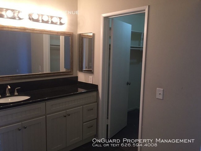 Photo - 8432 Oberlin Ave