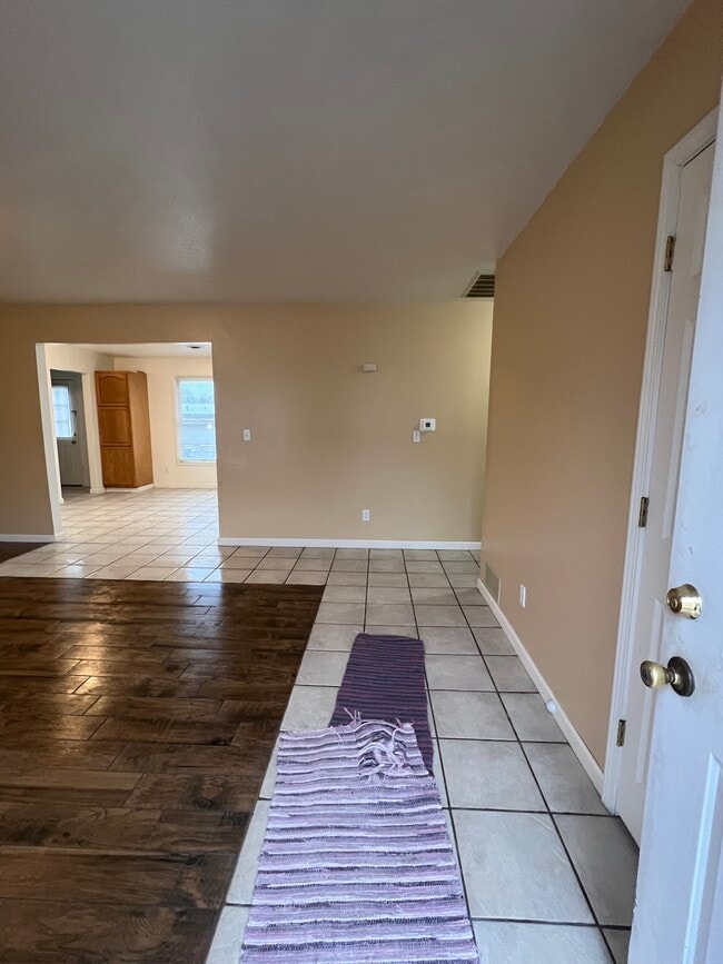 Photo - 605 N Main St Unit A Apt