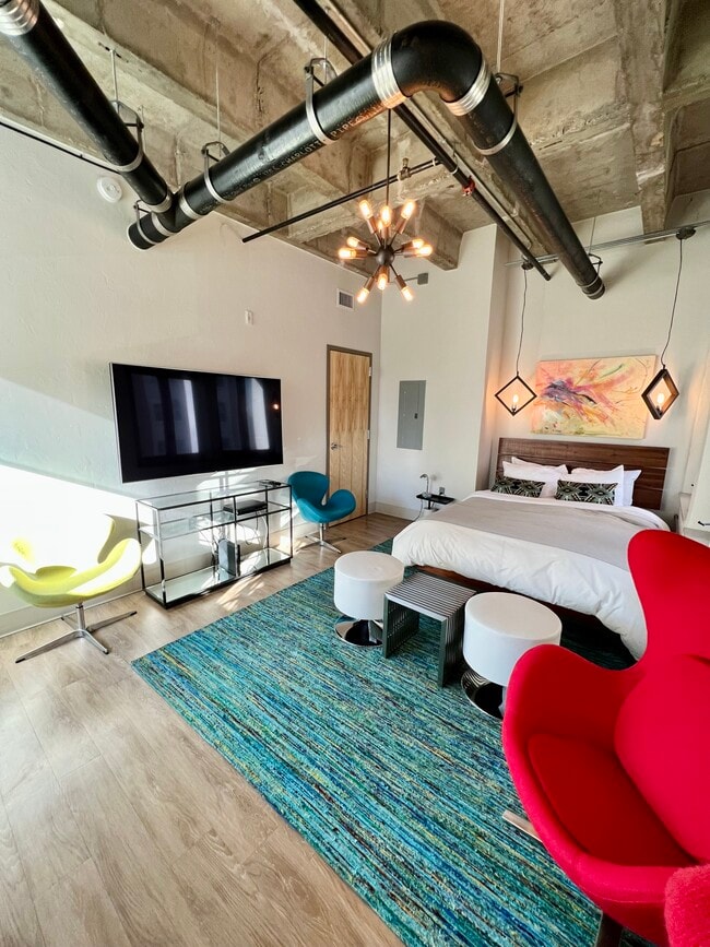 Dormitorio - #406 - Carnegie Centre Historic Lofts