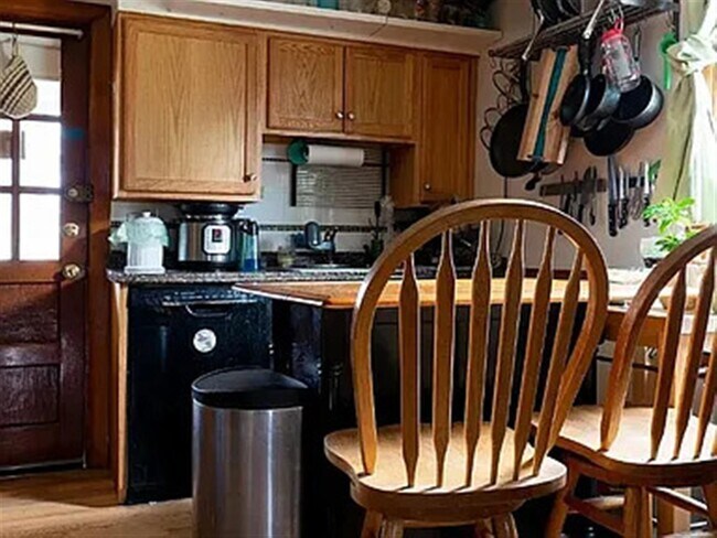 Photo - 17 Montgomery St Unit 2