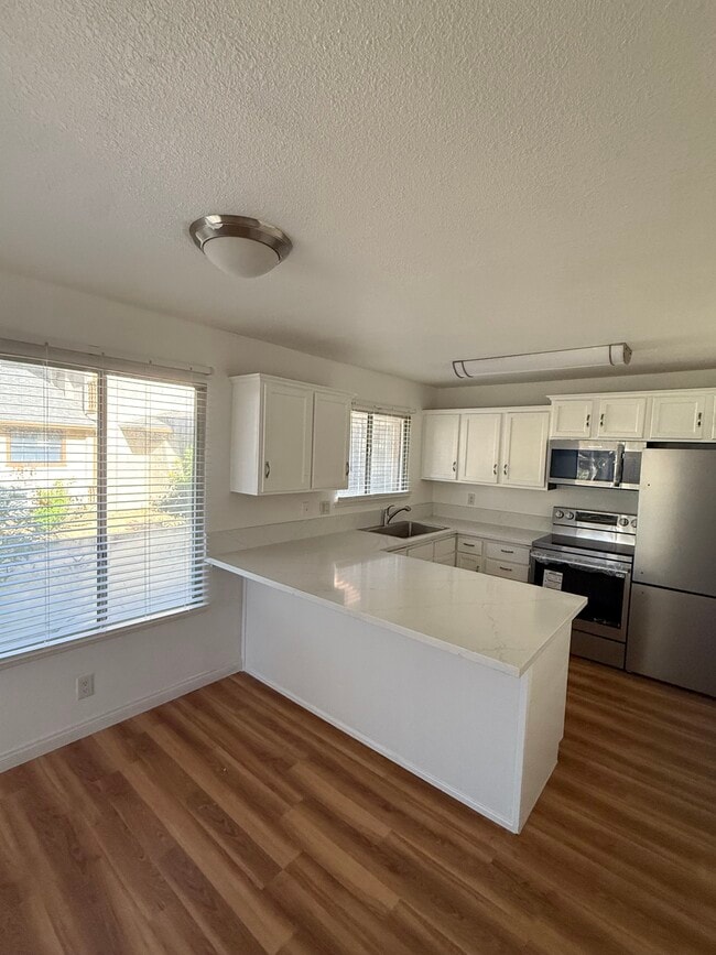 Building Photo - 1321 Lorilyn Ave Unit #1