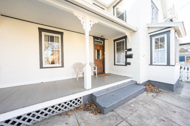 Photo - 517 High St Unit C