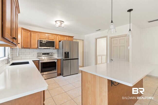 Photo - 167 Rolling Hill Dr