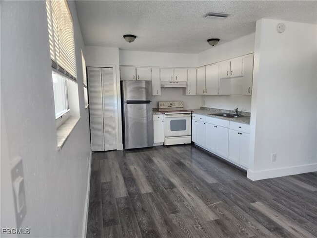 Photo - 2670 Broadway Unit 6