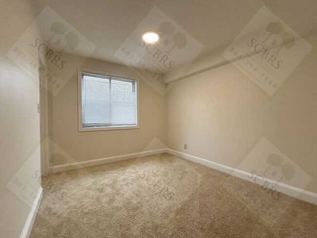 Hampton Hills 2 Bedroom, 1 Bath Condo
