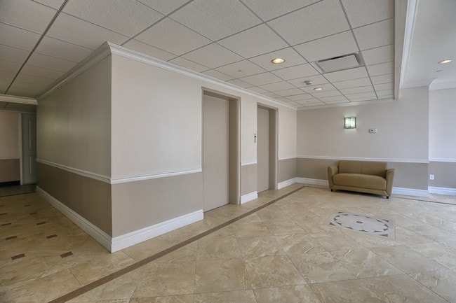 Executive House Apartments